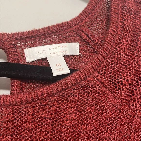 🏜️ 3 for $15 Women’s Lauren Conrad top - Picture 3 of 4